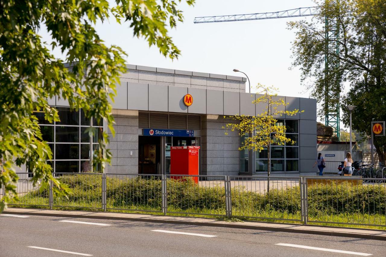 Klimatyczne Studio Metro Slodowiec 华沙 外观 照片