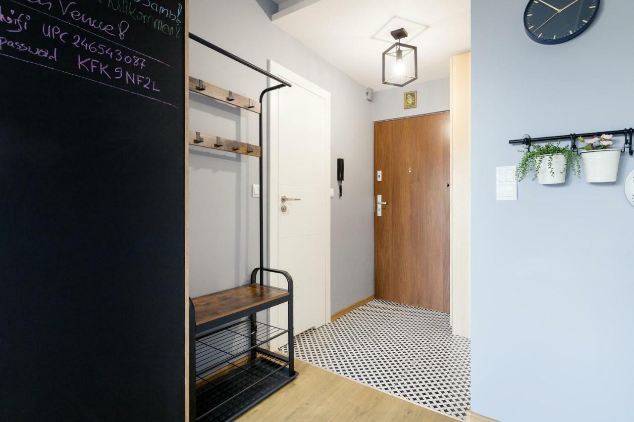 Klimatyczne Studio Metro Slodowiec 华沙 外观 照片
